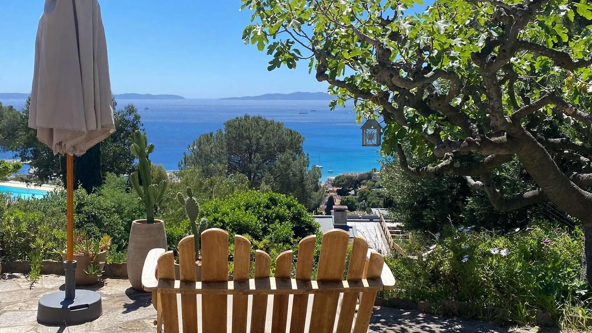 Villa Climatisee Au Lavandou - Calme Et Proche Plage - Fr-1-308-145 Le Lavandou
